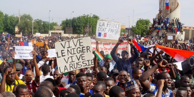 África en contra de intervención militar en Níger