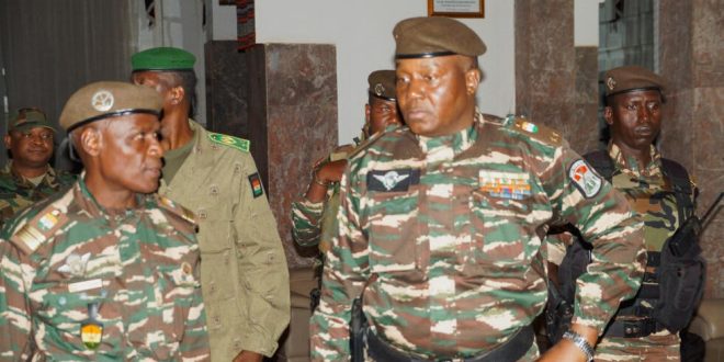 Senado de Nigeria rechaza intervención militar en Níger