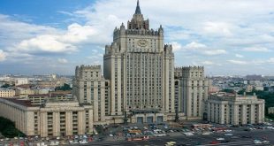 Moscú: Washington y Londres manipulan el derecho internacional para justificar su hegemonía