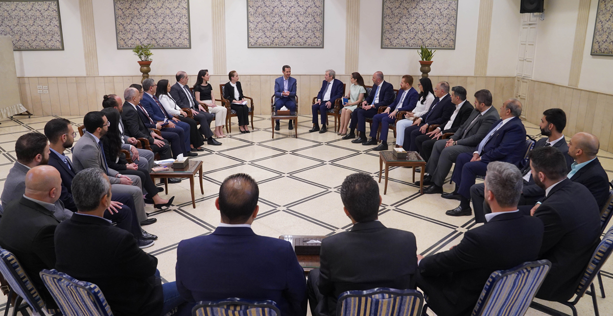 رئیس جمهور بشار الاسد به نمایندگان صندوق همبستگی و توسعه اجتماعی: پروژه های کوچک برای محیط اقتصادی و مالی سوریه مناسب تر است 28-5-2024