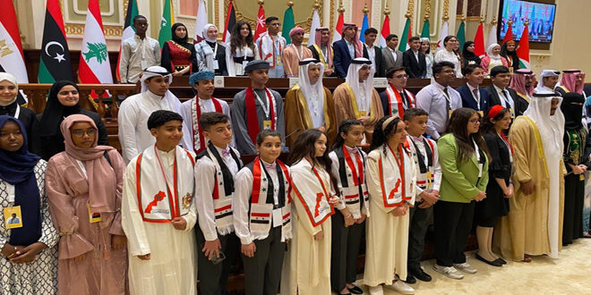 בהשתתפות ילדים מסוריה … המושב הרשמי של הפרלמנט הערבי לילדים מתחיל בשארג’ה